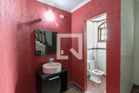 Lavabo de casa para alugar com 3 quartos, 250m² em Nova Gameleira, Belo Horizonte