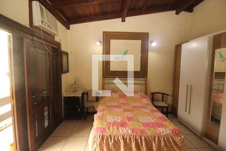 Casa à venda com 254m², 4 quartos e 5 vagas Casa à venda com 254m², 4 quartos e 5 vagasQuarto 3