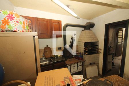 Casa à venda com 254m², 4 quartos e 5 vagas Casa à venda com 254m², 4 quartos e 5 vagasvaranda