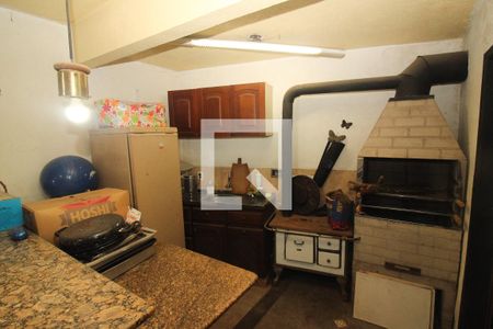 Casa à venda com 254m², 4 quartos e 5 vagas Casa à venda com 254m², 4 quartos e 5 vagasvaranda