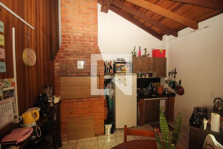 Casa à venda com 254m², 4 quartos e 5 vagas Casa à venda com 254m², 4 quartos e 5 vagasCozinha 1