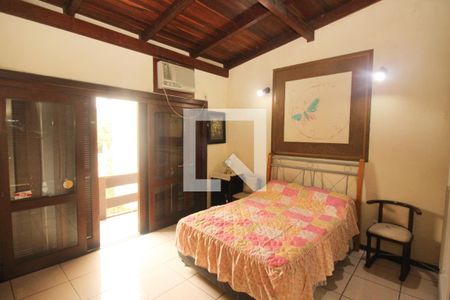 Casa à venda com 254m², 4 quartos e 5 vagas Casa à venda com 254m², 4 quartos e 5 vagasQuarto 3