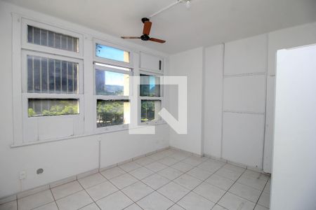 Sala de kitnet/studio para alugar com 1 quarto, 36m² em Centro, Rio de Janeiro