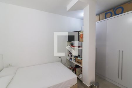 Suíte de casa à venda com 14 quartos, 300m² em Conjunto Residencial Butantã, São Paulo