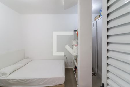 Suíte de casa à venda com 14 quartos, 300m² em Conjunto Residencial Butantã, São Paulo