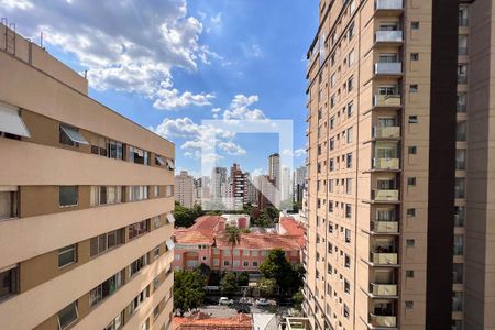 Vista de kitnet/studio para alugar com 1 quarto, 32m² em Indianópolis, São Paulo