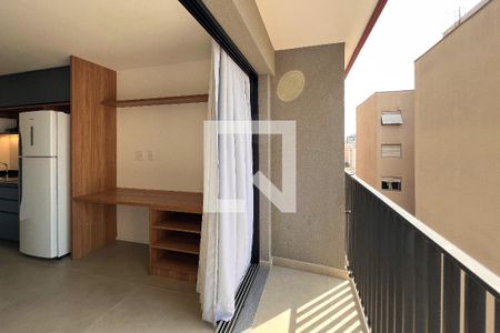 Sacada de kitnet/studio para alugar com 1 quarto, 25m² em Indianópolis, São Paulo