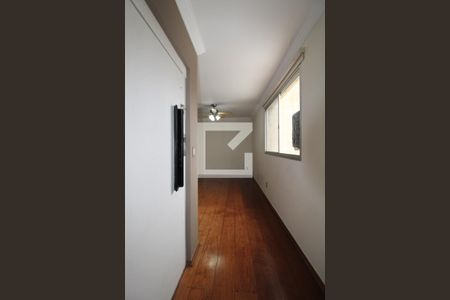Hall de Entrada de apartamento à venda com 3 quartos, 148m² em Centro, Campinas