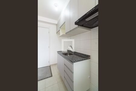 Sala e cozinha de apartamento para alugar com 2 quartos, 37m² em Vila Sao Joao, Guarulhos