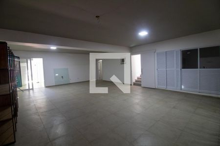 Garagem de casa de condomínio à venda com 3 quartos, 424m² em Jardim Cordeiro, São Paulo