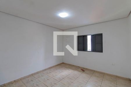 Quarto 1 de casa para alugar com 2 quartos, 50m² em Jardim Triana, São Paulo