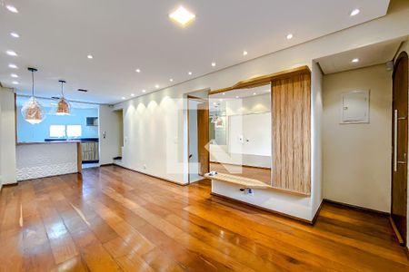 Sala de casa à venda com 3 quartos, 100m² em Cambuci, São Paulo