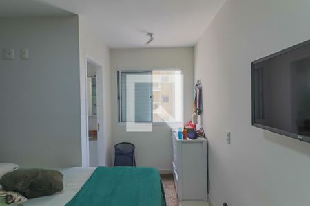 Quarto 1 Suite de apartamento para alugar com 2 quartos, 77m² em Jardim Arpoador, São Paulo