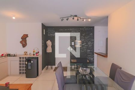 Sala Estendida de apartamento para alugar com 2 quartos, 77m² em Jardim Arpoador, São Paulo