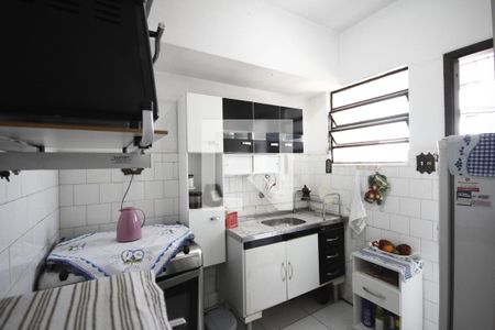 Cozinha de kitnet/studio à venda com 1 quarto, 27m² em Liberdade, São Paulo