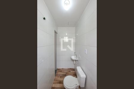 Banheiro Social de casa para alugar com 1 quarto, 40m² em Todos Os Santos, Rio de Janeiro