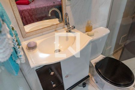 Casa à venda com 500m², 5 quartos e 4 vagas Casa à venda com 500m², 5 quartos e 4 vagasBanheiro da Suíte 2