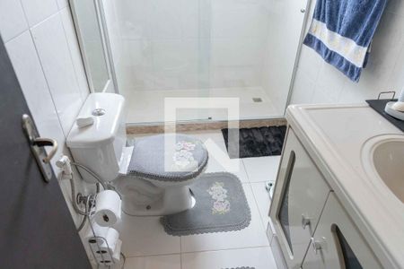 Casa à venda com 500m², 5 quartos e 4 vagas Casa à venda com 500m², 5 quartos e 4 vagasBanheiro 3