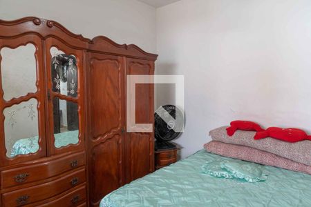 Casa à venda com 500m², 5 quartos e 4 vagas Casa à venda com 500m², 5 quartos e 4 vagasQuarto 1