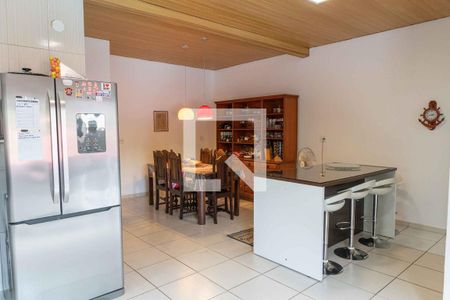 Casa à venda com 500m², 5 quartos e 4 vagas Casa à venda com 500m², 5 quartos e 4 vagasCozinha 1