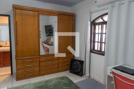 Casa à venda com 500m², 5 quartos e 4 vagas Casa à venda com 500m², 5 quartos e 4 vagasSuíte 1