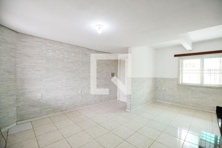 Sala de casa à venda com 3 quartos, 180m² em Espírito Santo, Porto Alegre