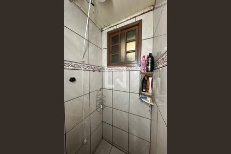 Banheiro da Suíte de casa à venda com 4 quartos, 170m² em Vicentina, São Leopoldo