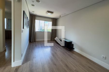 Sala de apartamento para alugar com 1 quarto, 55m² em Vila Olímpia, São Paulo