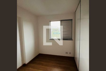 Apartamento à venda com 4 quartos, 120m² em Buritis, Belo Horizonte