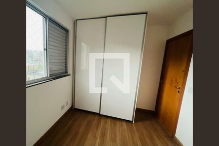 Apartamento à venda com 4 quartos, 120m² em Buritis, Belo Horizonte