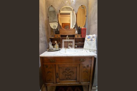 Lavabo de apartamento para alugar com 3 quartos, 243m² em Alto da Lapa, São Paulo