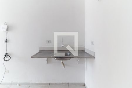 Cozinha de kitnet/studio para alugar com 1 quarto, 33m² em Cidade Kemel, Poá