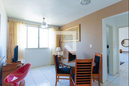 Sala de apartamento para alugar com 1 quarto, 44m² em Cristal, Porto Alegre