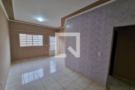 Sala de casa para alugar com 2 quartos, 52m² em Parque dos Flamboyans, Ribeirão Preto