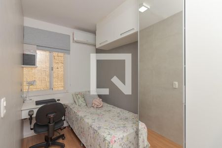 Quarto 2 de kitnet/studio à venda com 3 quartos, 73m² em Boa Vista, Porto Alegre