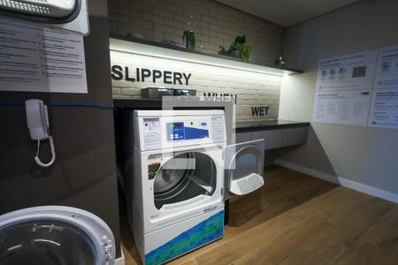 Studio à venda com 26m², 1 quarto e sem vaga Studio à venda com 26m², 1 quarto e sem vagaÁrea comum - Lavanderia