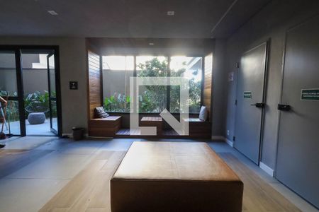 Studio à venda com 26m², 1 quarto e sem vaga Studio à venda com 26m², 1 quarto e sem vagaÁrea Comum - Louge