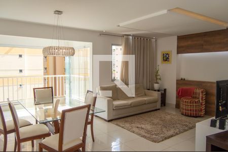 Sala de apartamento para alugar com 3 quartos, 108m² em Jardim Goiás, Goiânia