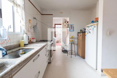 Cozinha de casa para alugar com 2 quartos, 240m² em Sumaré, São Paulo