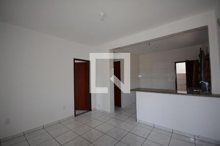 Sala de apartamento para alugar com 2 quartos, 60m² em Marechal Hermes, Rio de Janeiro