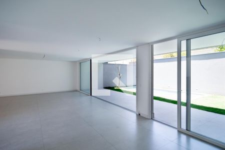 Sala de casa de condomínio à venda com 4 quartos, 401m² em Campo Belo, São Paulo