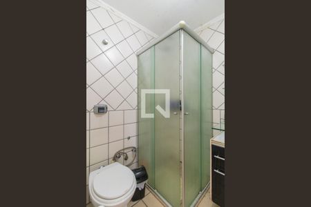 Casa de condomínio à venda com 180m², 4 quartos e 1 vaga Casa de condomínio à venda com 180m², 4 quartos e 1 vagaBanheiro Corredor