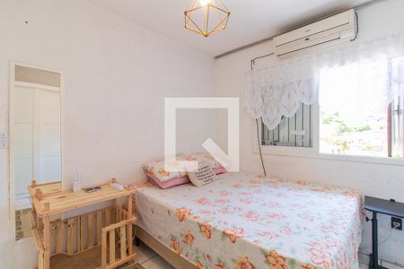 Casa de condomínio à venda com 180m², 4 quartos e 1 vaga Casa de condomínio à venda com 180m², 4 quartos e 1 vagaQuarto 2