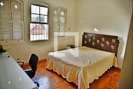 Casa à venda com 4 quartos, 460m² em Pacaembu, São Paulo