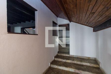 Hall de Entrada de casa para alugar com 4 quartos, 242m² em Consolação, São Paulo