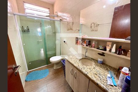 Casa à venda com 170m², 4 quartos e 4 vagas Casa à venda com 170m², 4 quartos e 4 vagasBanheiro da Suíte