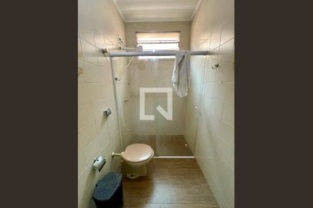 Casa à venda com 170m², 4 quartos e 4 vagas Casa à venda com 170m², 4 quartos e 4 vagasBanheiro Social