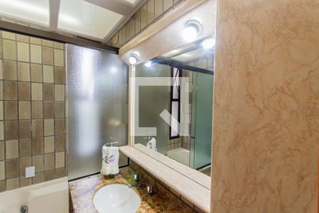 Apartamento para alugar com 156m², 3 quartos e 2 vagas Apartamento para alugar com 156m², 3 quartos e 2 vagasEspelho