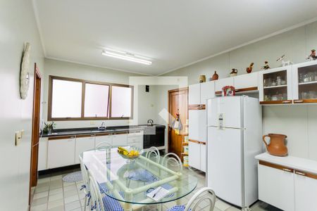 Apartamento para alugar com 156m², 3 quartos e 2 vagas Apartamento para alugar com 156m², 3 quartos e 2 vagasCozinha