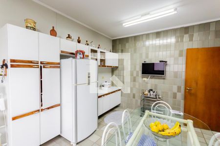 Apartamento para alugar com 156m², 3 quartos e 2 vagas Apartamento para alugar com 156m², 3 quartos e 2 vagasCozinha
